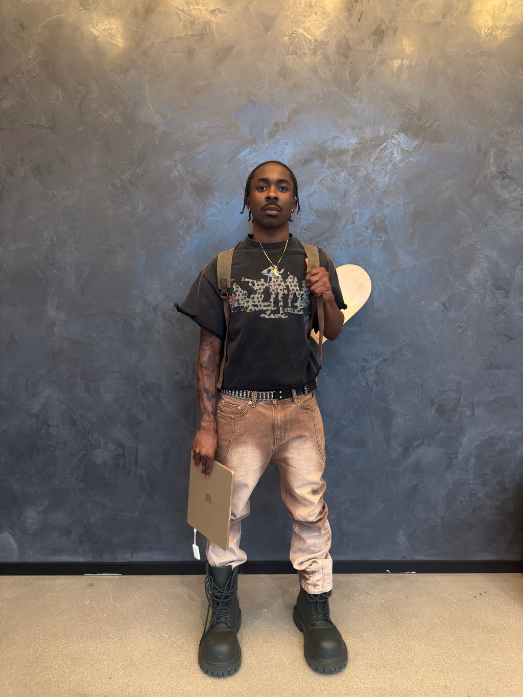 FEAR THE LORD – DISTRESSED GRAPHIC TEE